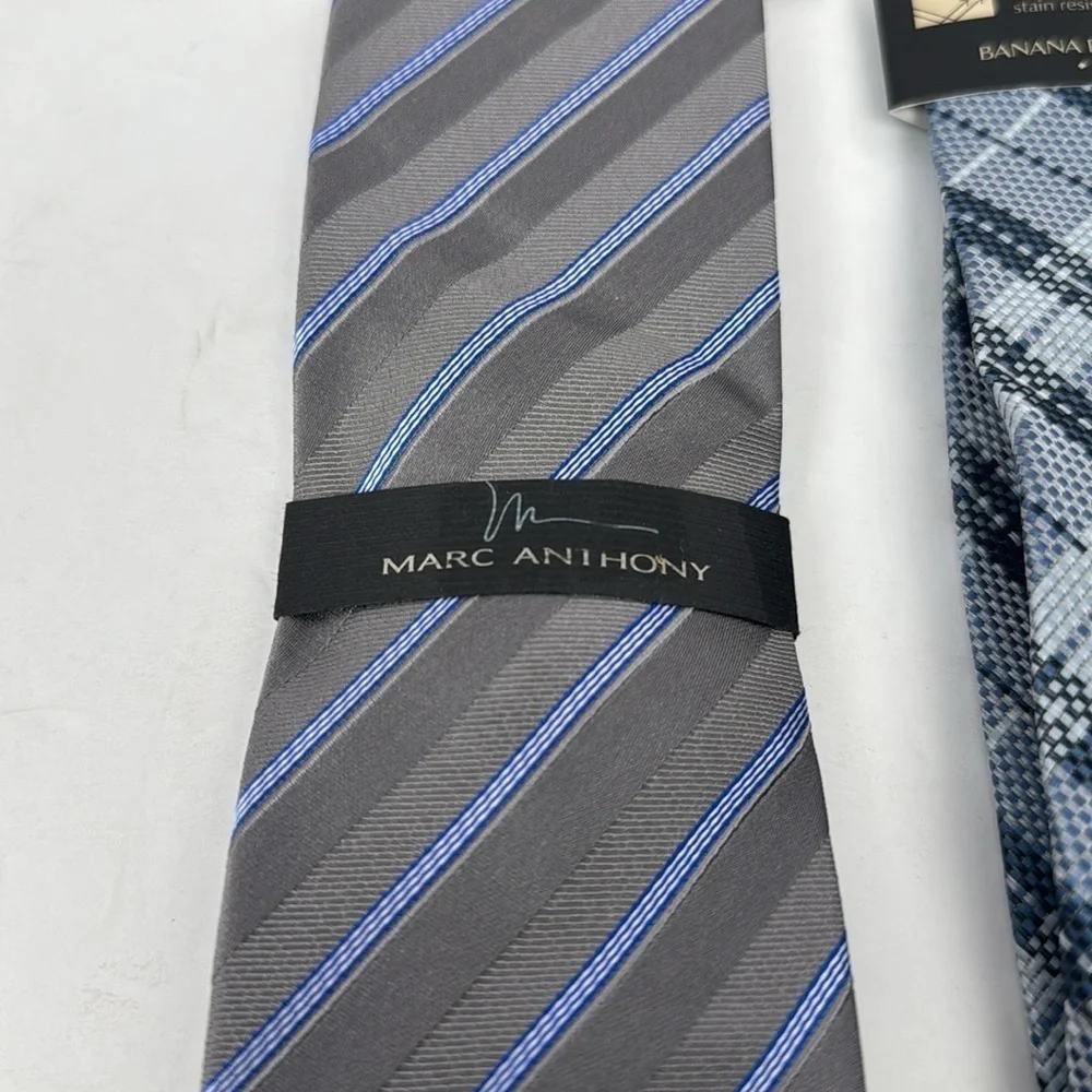 MARC ANTHONY AND BANANA REPUBLIC Mens Slim Design Lot of 2 Premium Ties Assorted
